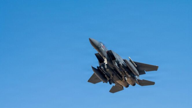 Derriban aviones de Estados Unidos en Irán
