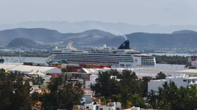 Cruceros en Mazatlán impulsan derrama económica en abril