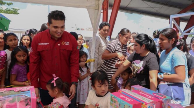 Mega festejo por el Día de la Niña y el Niño en Puerto Aventuras y comunidades del municipio