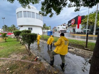 Protección Civil refuerza acciones preventivas y de atención por lluvias en Isla Mujeres