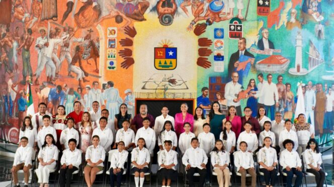Renán Sánchez Tajonar da la bienvenida a niñas y niños del Parlamento Infantil