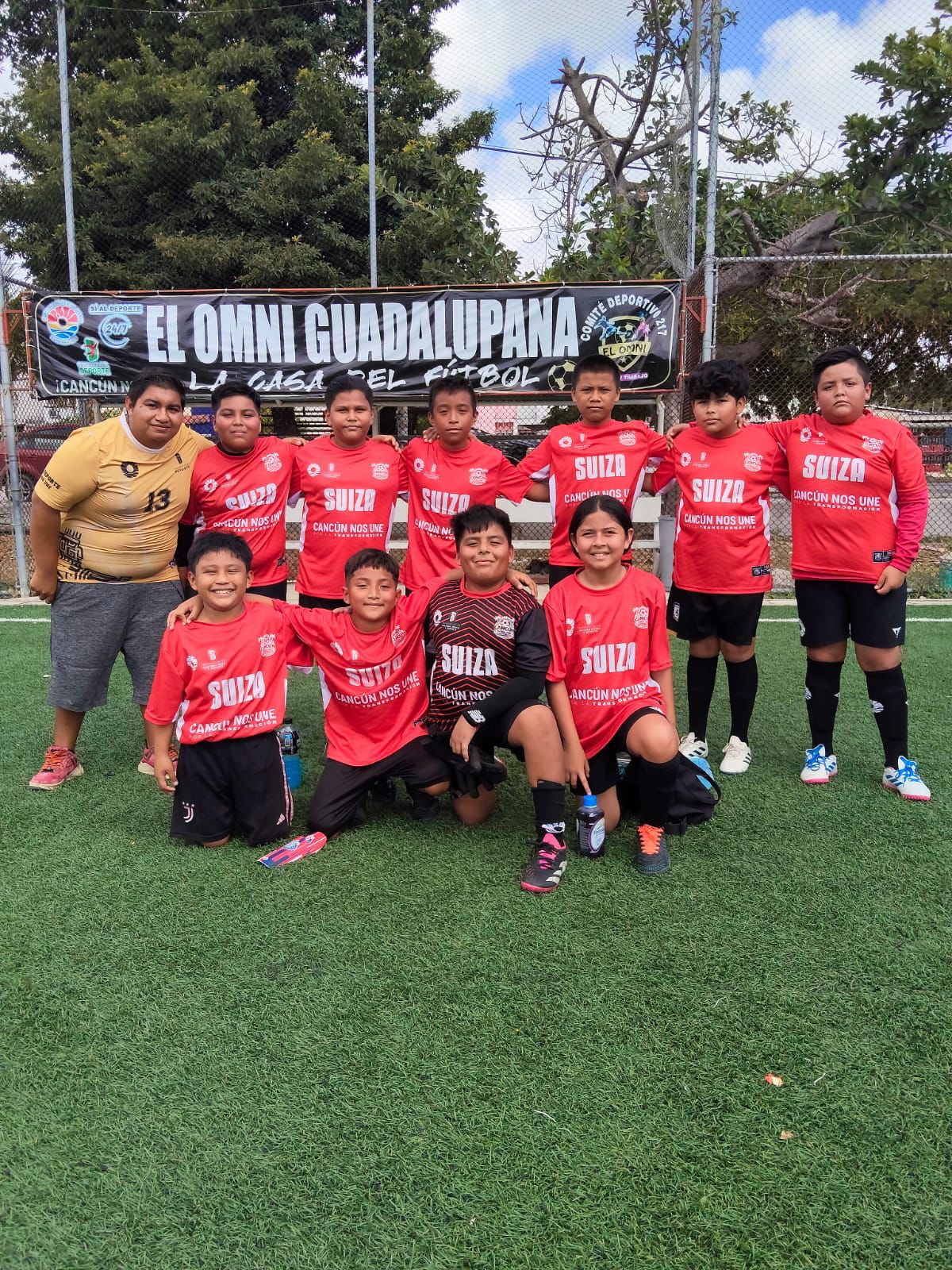 Cancún vive en sus canchas la fiesta mundialista