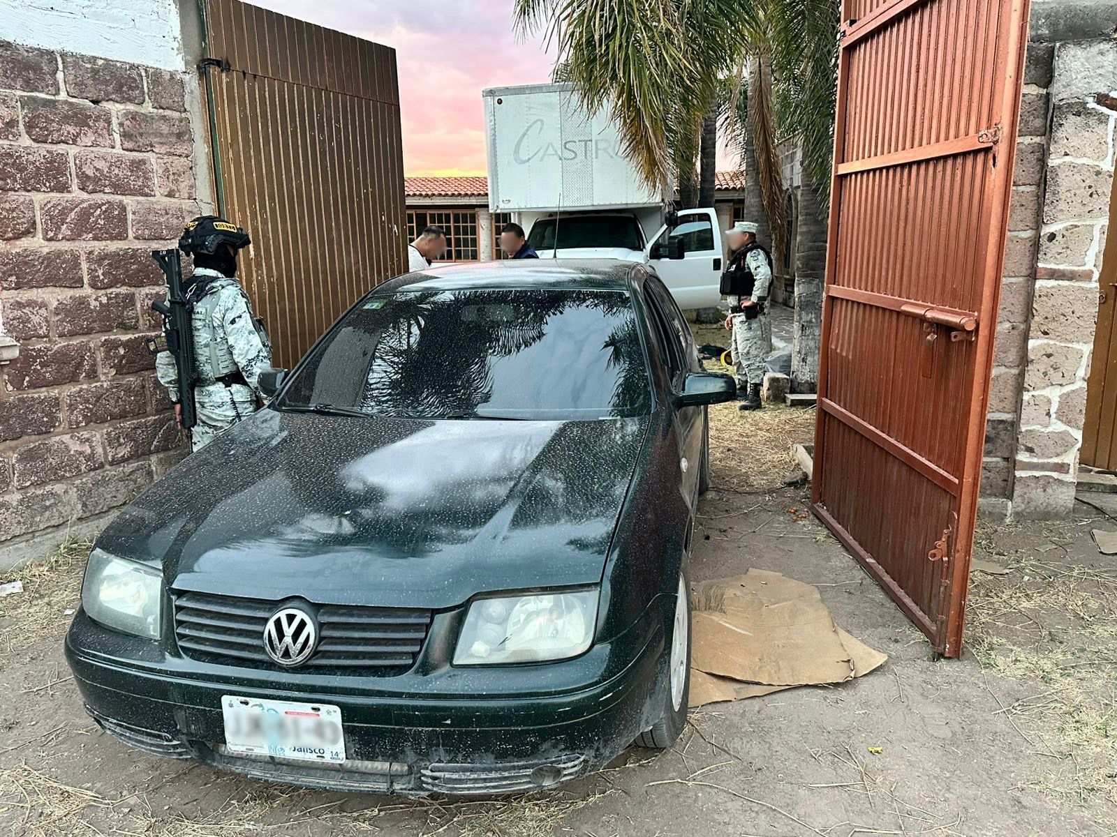 Cateo destapa vehículos robados en Tlajomulco