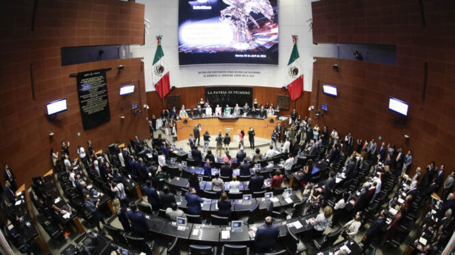 Abre vía el Senado para regular uso de la IA; habría cárcel para “prácticas prohibidas”
