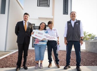 Entregan 56 casas del Bienestar en Ciénega