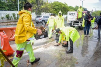 En Cancún, 250 elementos trabajan con acciones preventivas por lluvias