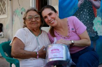 Atenea continúa en territorio apapachando a las mamás de Isla Mujeres