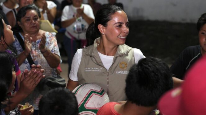 Entrega Ana Paty Peralta espacio mejor iluminado en la Sm 260 para el disfrute en familia