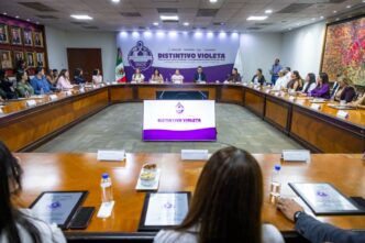 Igualdad laboral avanza con Distintivo Violeta