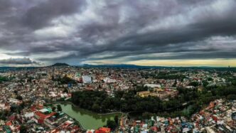 Frente frío 48 provocará lluvias fuertes en México