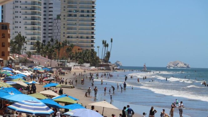 Turismo en Sinaloa supera 300 mil visitantes en fin de semana largo