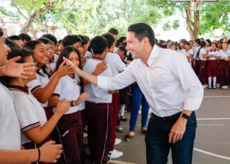 Renán Sánchez arranca en Cozumel programa de prevención desde las escuelas