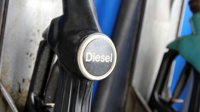 Diésel se mantiene en 28 pesos en México: Profeco