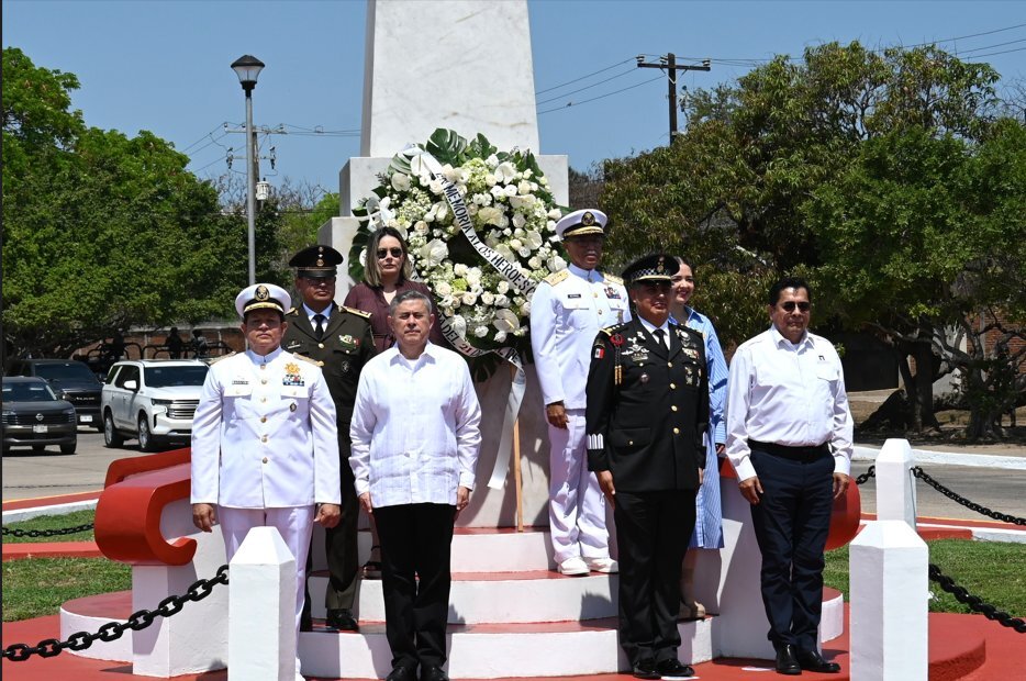 Mazatlán rinde honores a los defensores de la patria en el CXII Aniversario de la Gesta Heroica de Veracruz