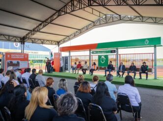 Nuevo León suma más camiones y parabuses