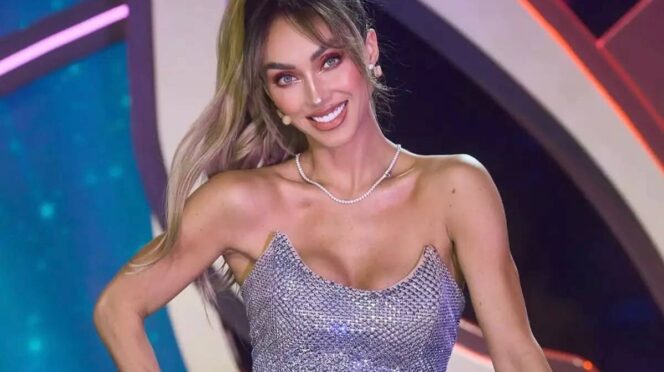 Anahí termina hospitalizada tras aparatosa caída