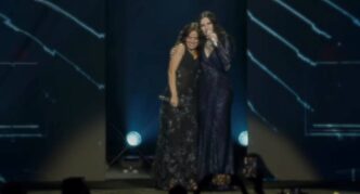 Laura Pausini sube al escenario a Camila Cabello
