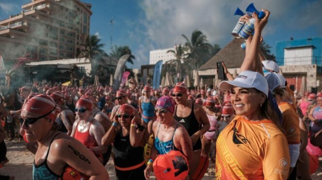Mara Lezama da salida a “El Cruce” Cancún- Isla Mujeres, competencia de aguas abiertas de talla mundial