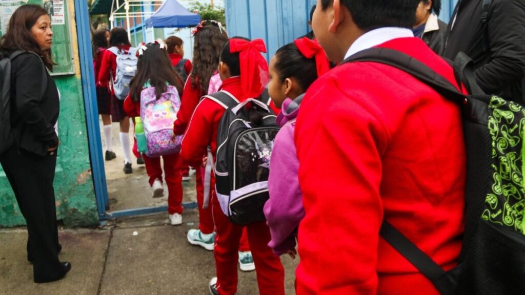 Vacaciones de verano adelantadas 2026: estos alumnos de la SEP saldrán antes por la ola de calor