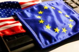 Trump amenaza con arancel del 100 % a Europa por impuesto a gigantes tecnológicos