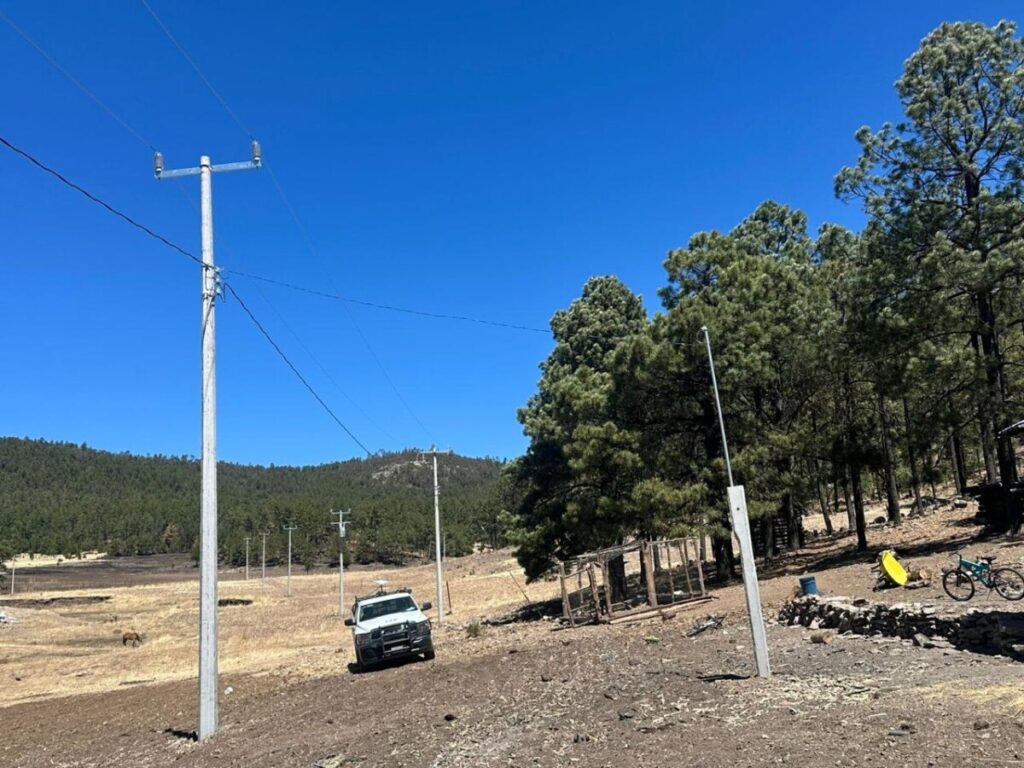 Llega justicia energética y bienestar a pueblos originarios de Durango