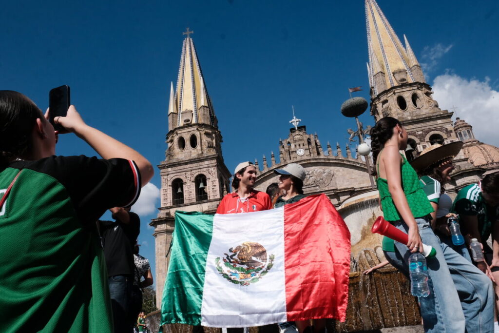 México desata la fiesta mundialista en Jalisco