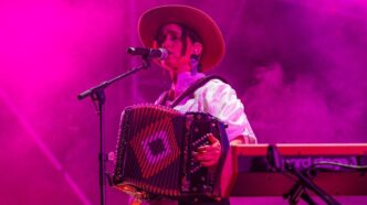 Julieta Venegas reúne a miles en Puerto Vallarta
