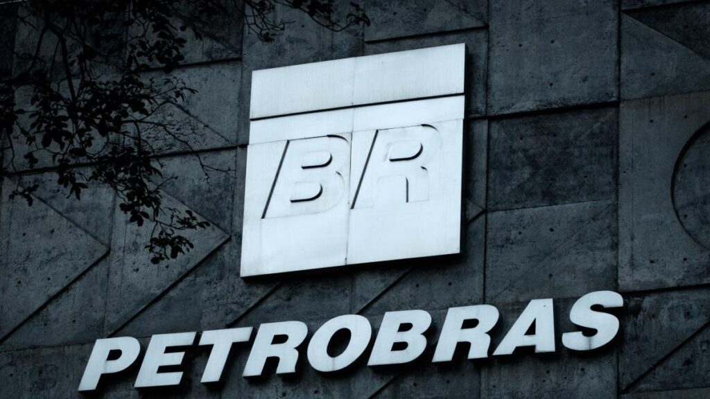 Sheinbaum cancela viaje a Brasil, pero mantiene acuerdo energético con Petrobras