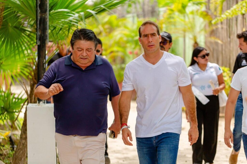 ZOFEMAT refuerza limpieza de sargazo en Tulum