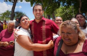 Encuesta Destino 27 coloca a Gino Segura al frente de Morena rumbo a la gubernatura de Quintana Roo