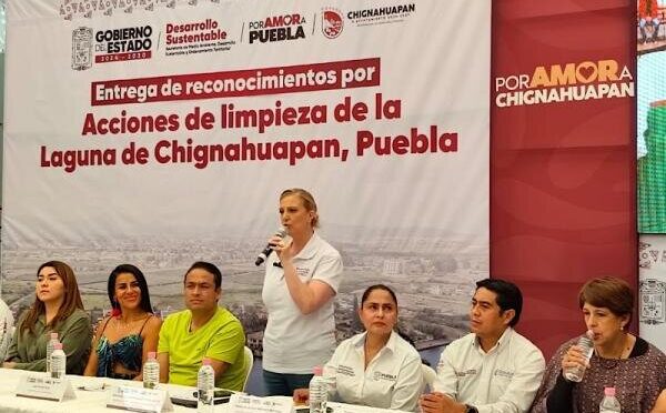Rescatan laguna de Chignahuapan; retiran lirio