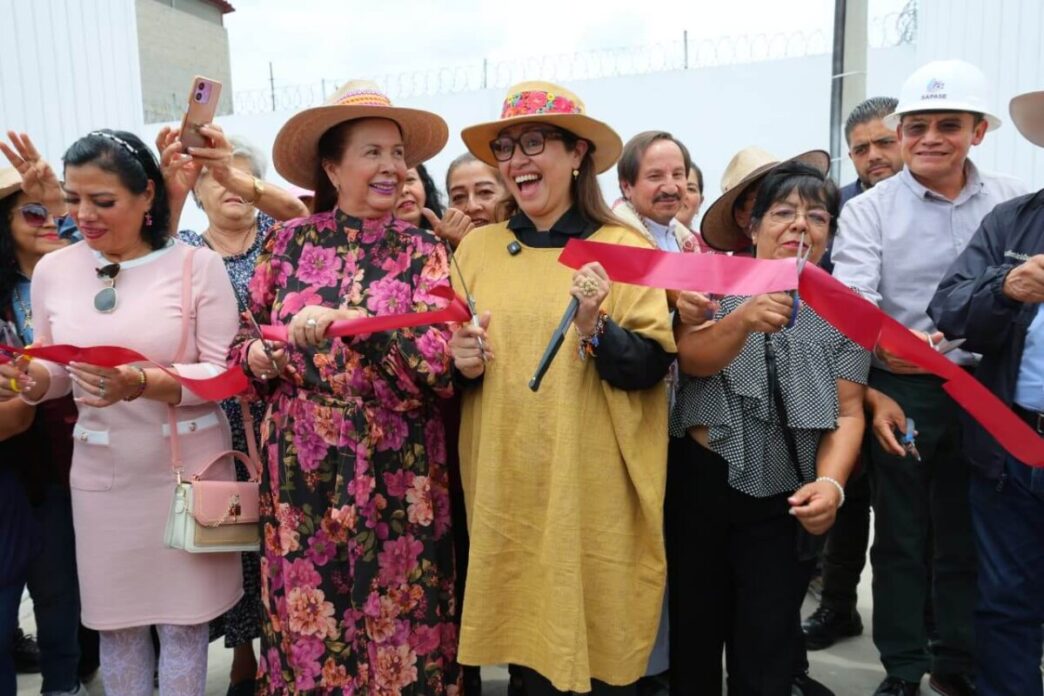 Azucena Cisneros pone en marcha cuarto pozo con tecnología de punta