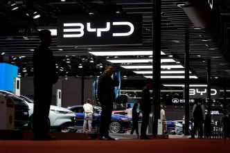 China acusa a EU de reprimir a sus empresas tras incluir a BYD y Alibaba en lista negra del Pentágono
