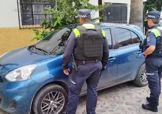 Recuperan auto tras robo en Tonalá