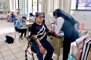 Salud llama a prevenir enfermedades en hombres