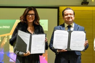 Pemex y Petrobras firman acuerdo para impulsar proyectos conjuntos en exploración y refinación
