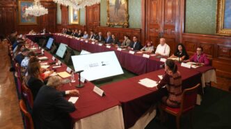 Claudia Sheinbaum evalúa avances del IMSS-Bienestar con gobernadores en Palacio Nacional