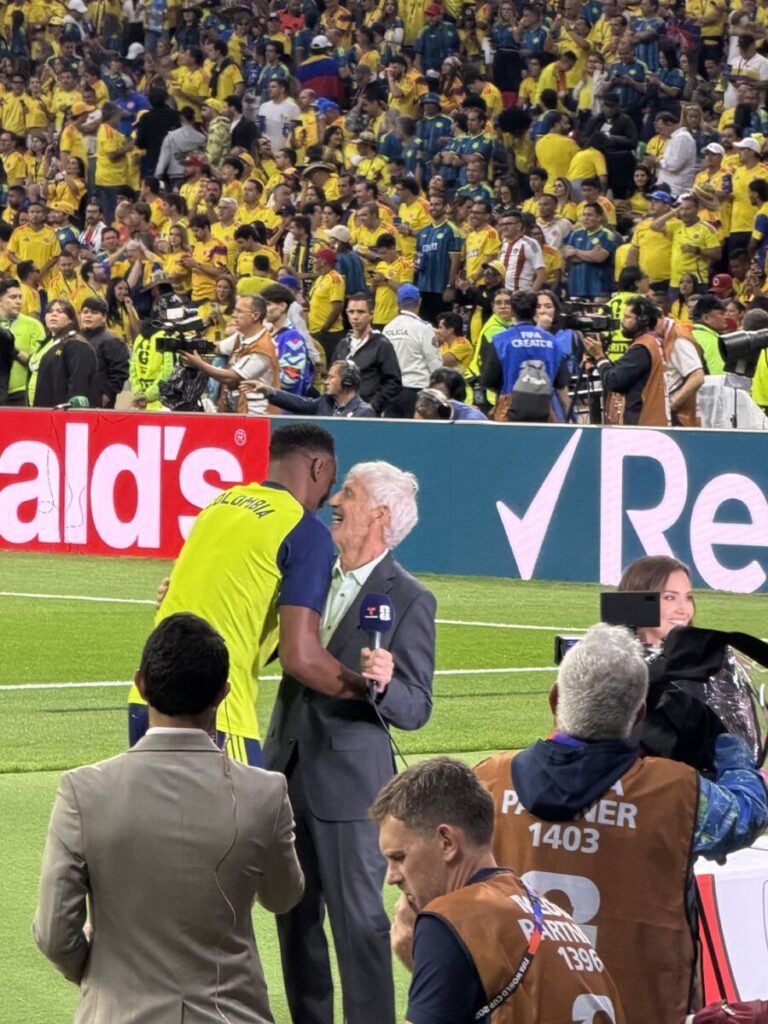 Una noche colombiana en el Azteca: crónica del debut de Los Cafeteros en el certamen