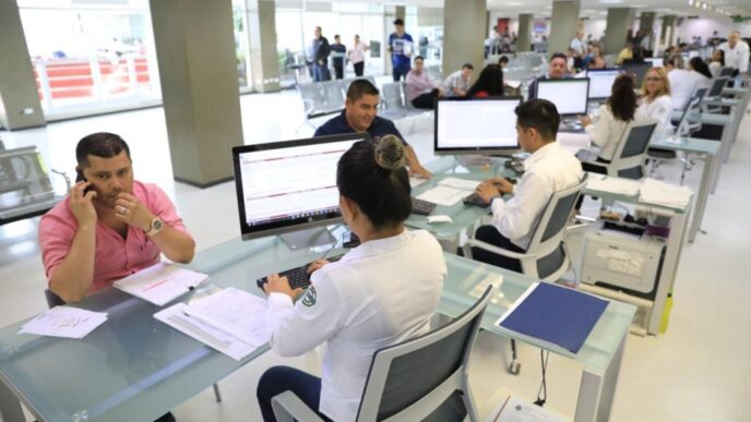 Simplificación digital de trámites en México avanza con más de 1,700 procesos eliminados