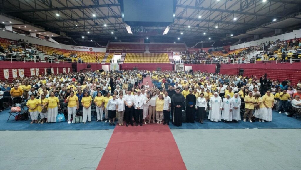 Mara Lezama inaugura el III Congreso Eucarístico Diocesano y llama a fortalecer los valores humanos