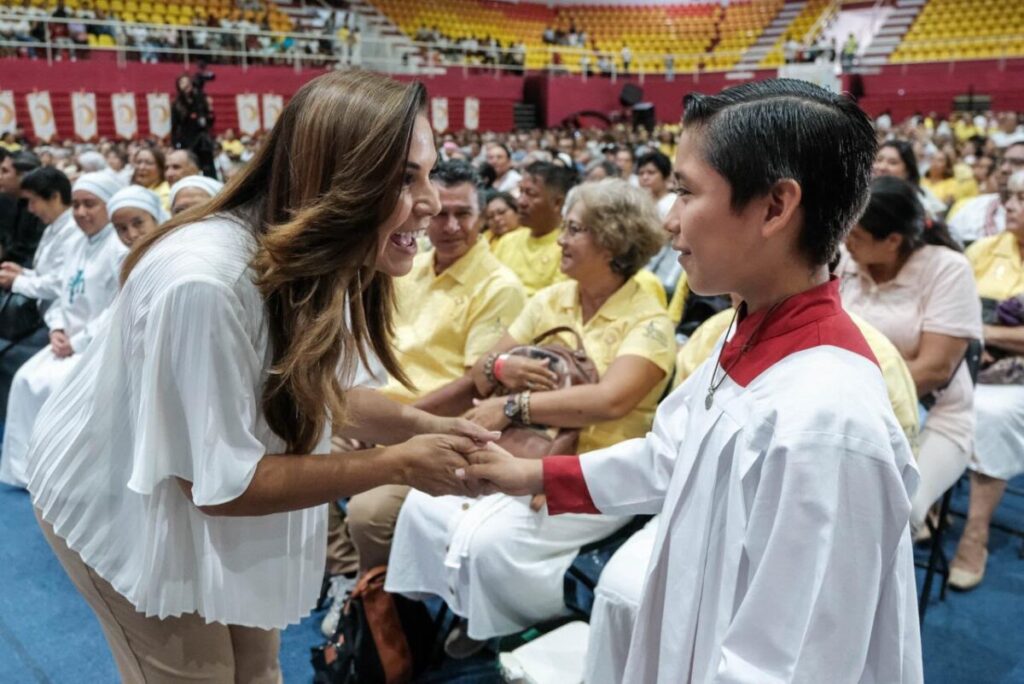 Mara Lezama inaugura el III Congreso Eucarístico Diocesano y llama a fortalecer los valores humanos