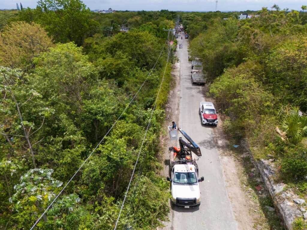Chacón cumple y transforma la colonia Paraíso con acciones integrales derivadas del “Día del Pueblo”