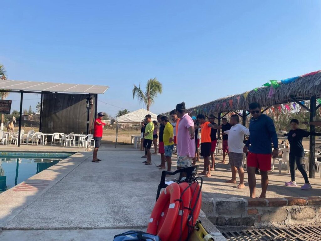 Guardavidas refuerzan su preparación