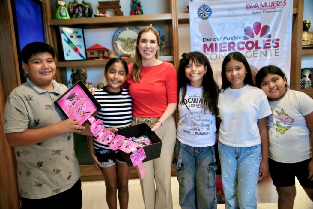 Atenea refrenda cercanía con las familias isleñas durante una nueva jornada de “Miércoles con la Gente”