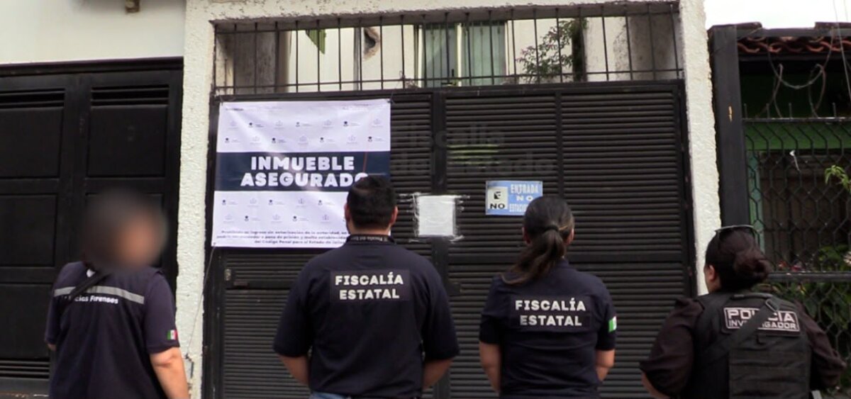 Rescatan perros abandonados