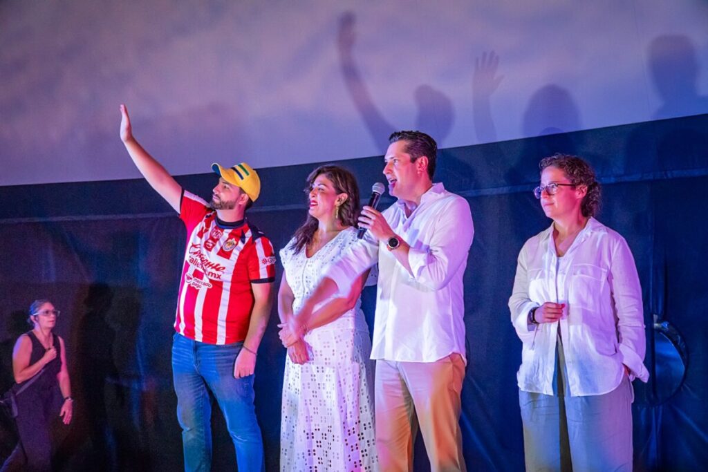 Domosfera enciende el Mundial en Vallarta