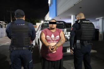 Detienen a hombre por maltrato animal