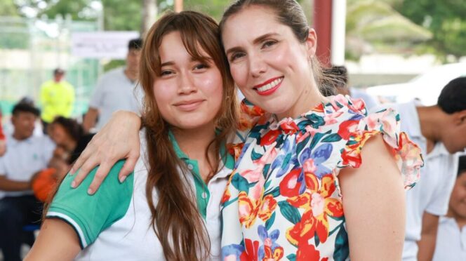 Atenea Gómez Ricalde comparte experiencias con las juventudes a través del foro “Jóvenes con Rumbo”