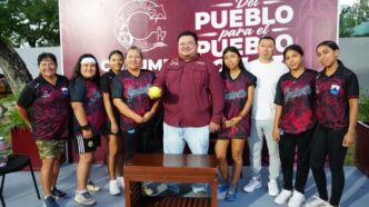 José Luis Chacón cercano a la gente, atiende necesidades de la población a través de Día del Pueblo