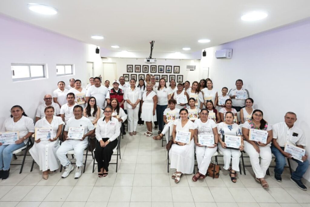 Impulsa DIF Benito Juárez capacitación para personal docente del municipio